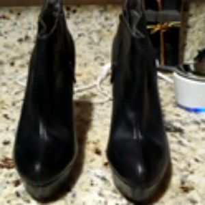 Wild pair ankle boots